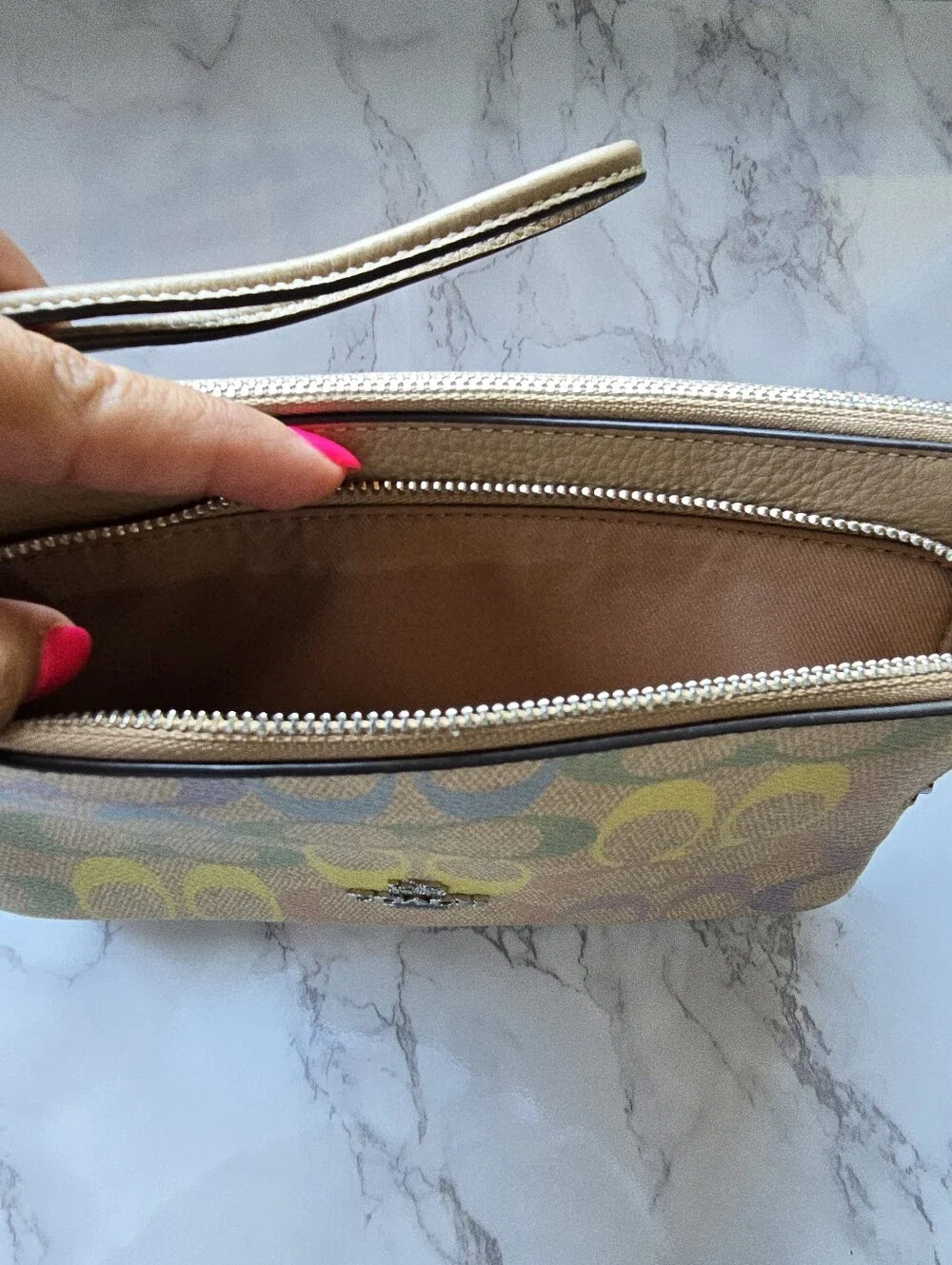 Coach Pastel Multicolor Signature Wristlet - Picture 3 of 5